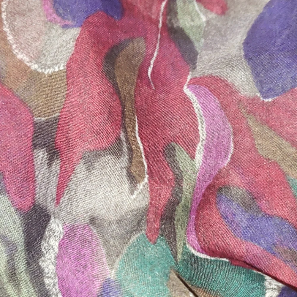 Cacharel not 36×36 few